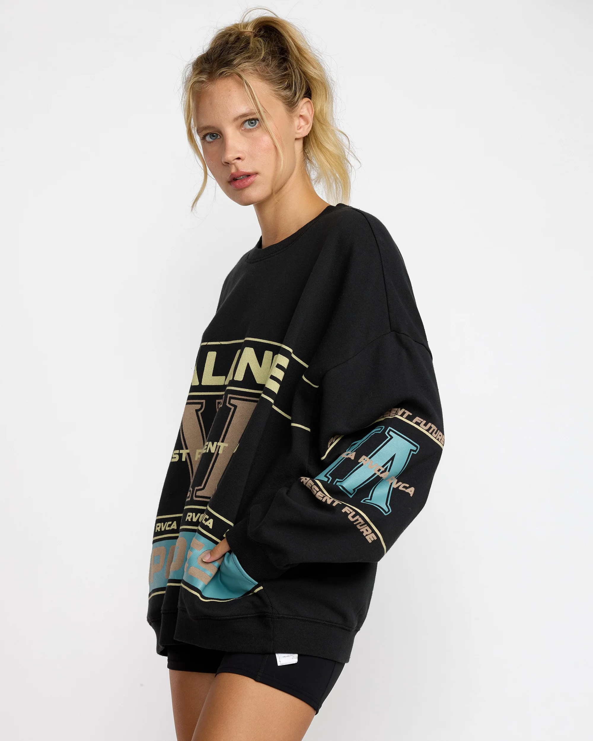 Puck It Pullover