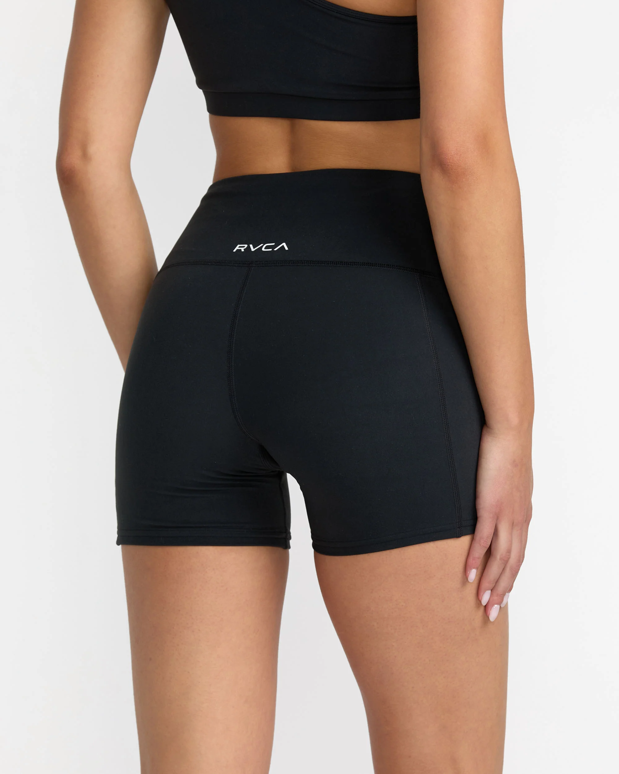 VA Essential Pocket Short II