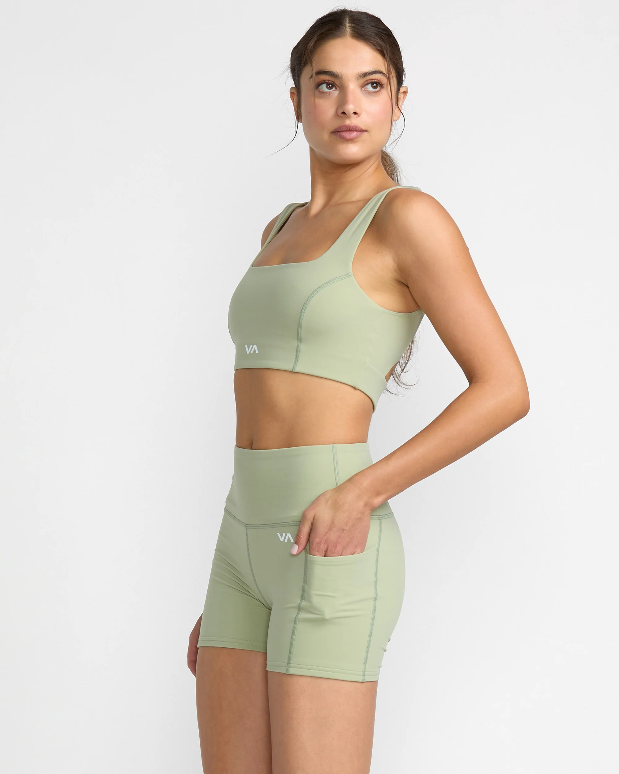 VA Essential Pocket Short II