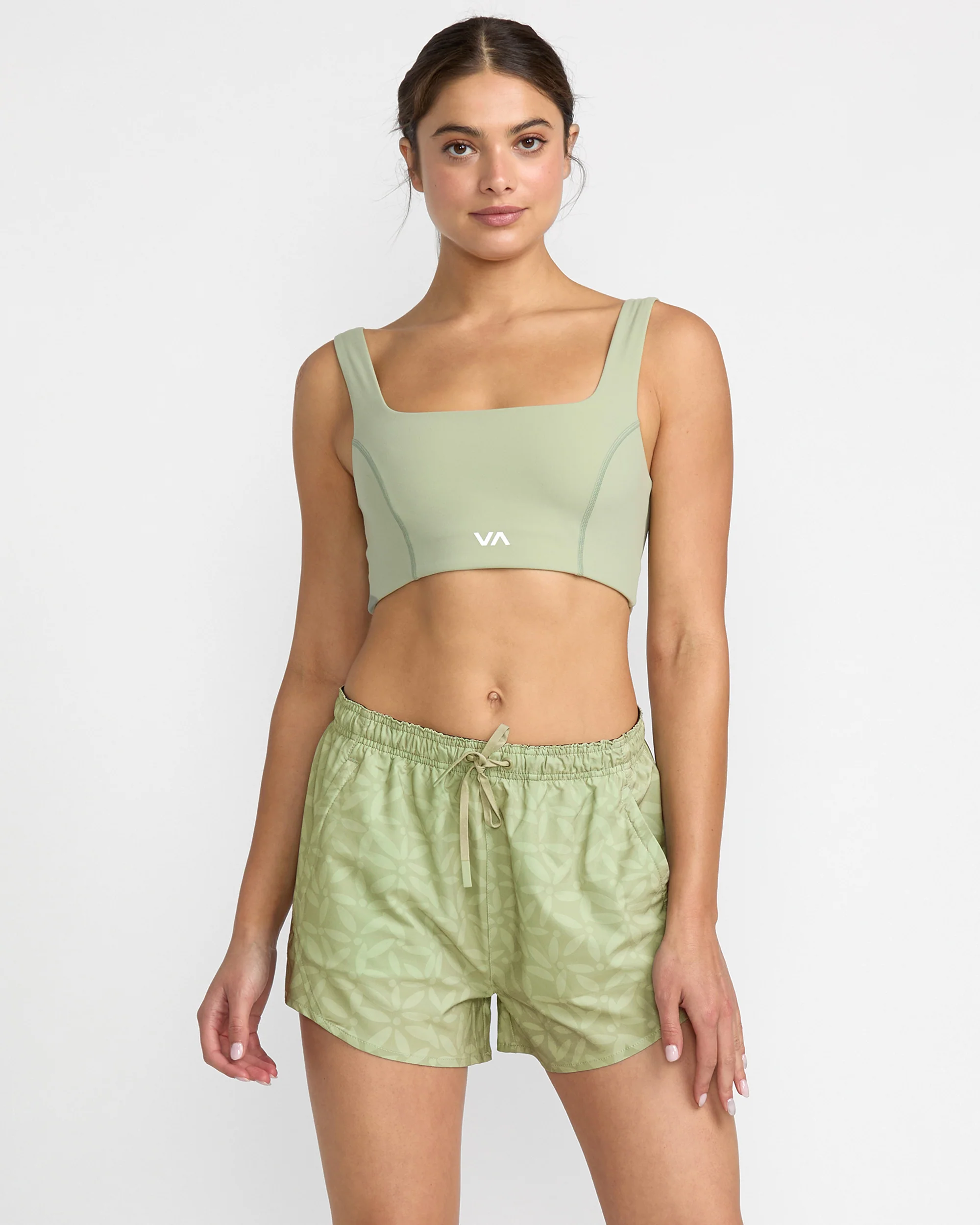 VA Essential Yogger 12" Short