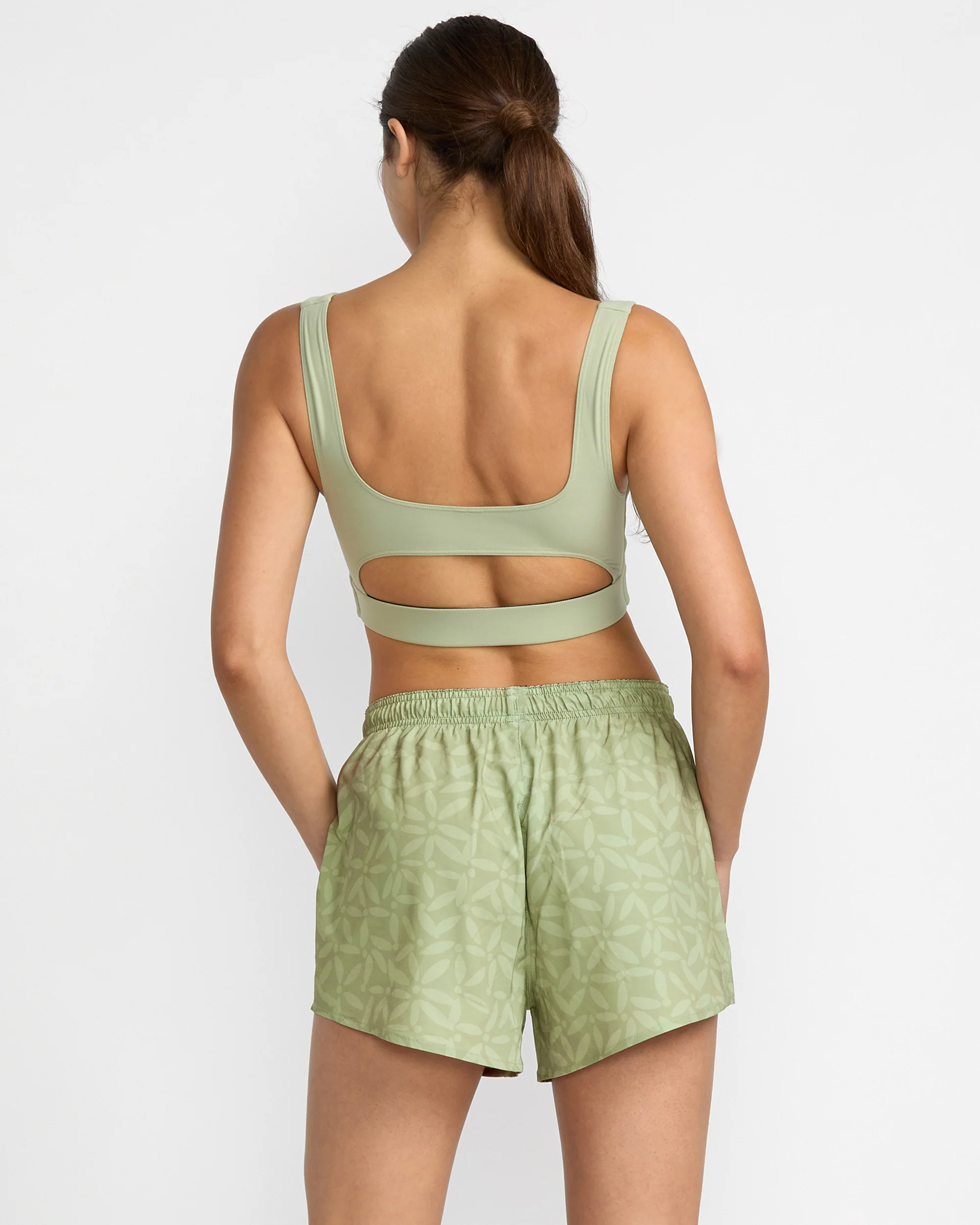 VA Essential Yogger 12" Short