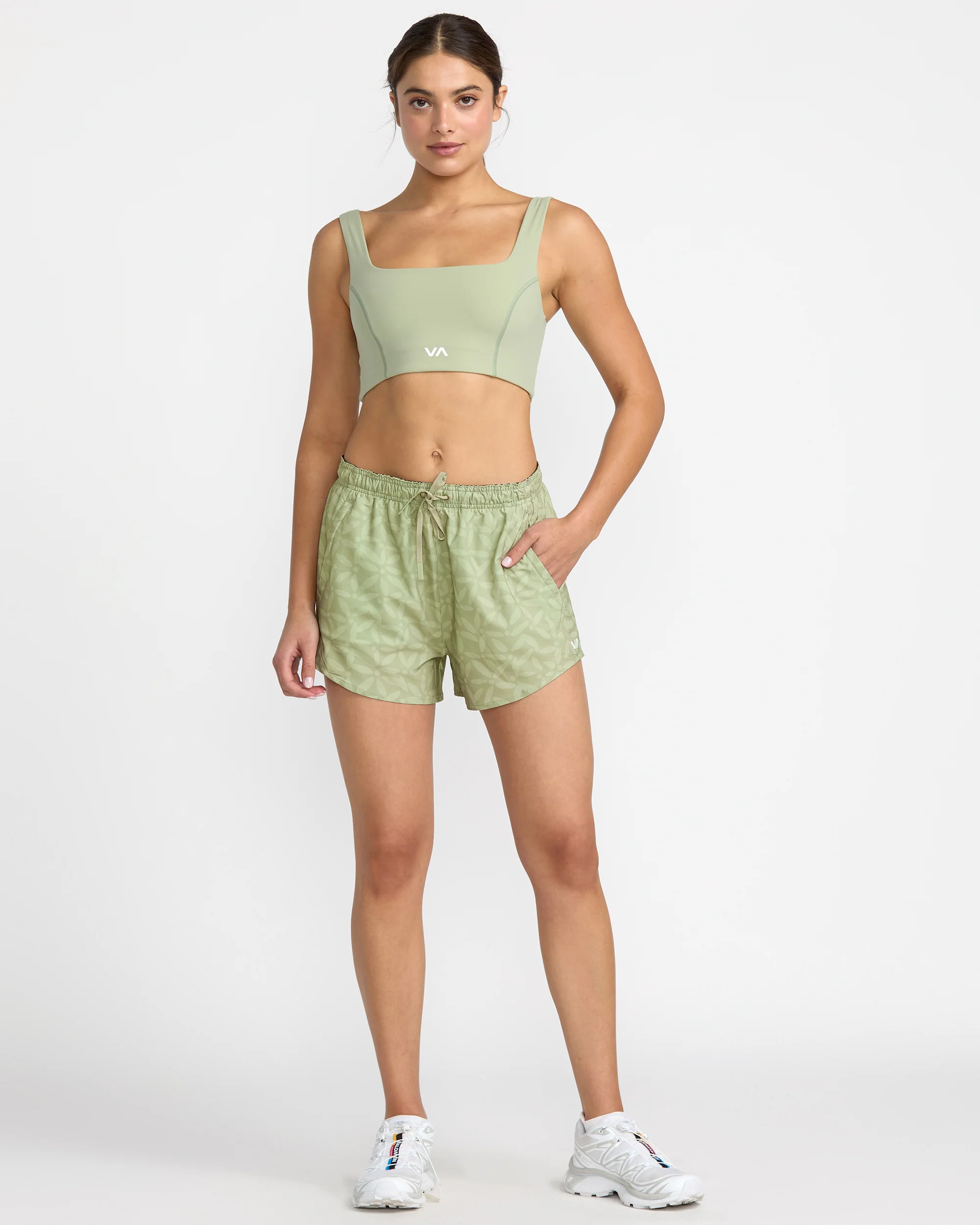 VA Essential Yogger 12" Short