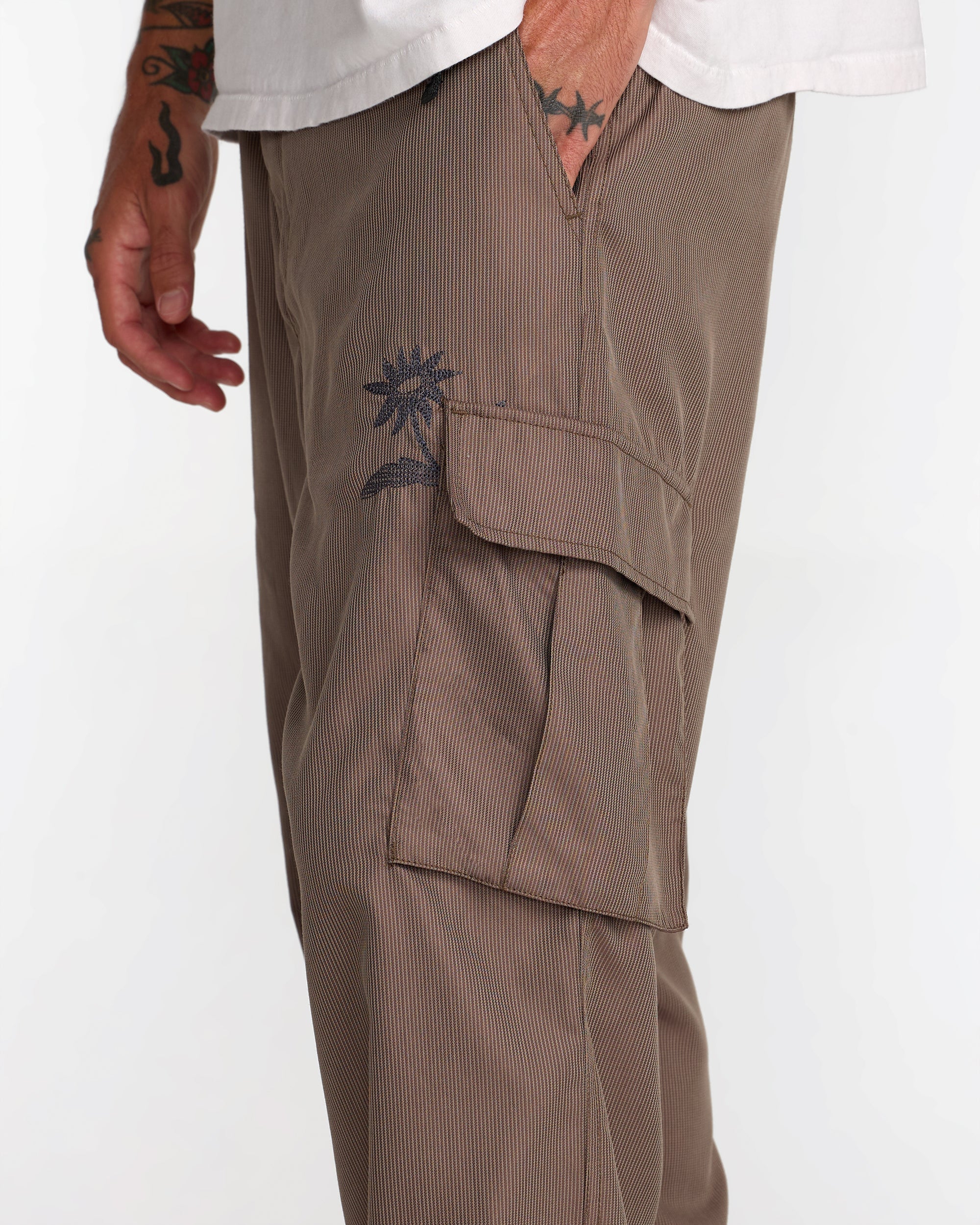 Mel G Elastic Cargo 9 Mel G Elastic Cargo