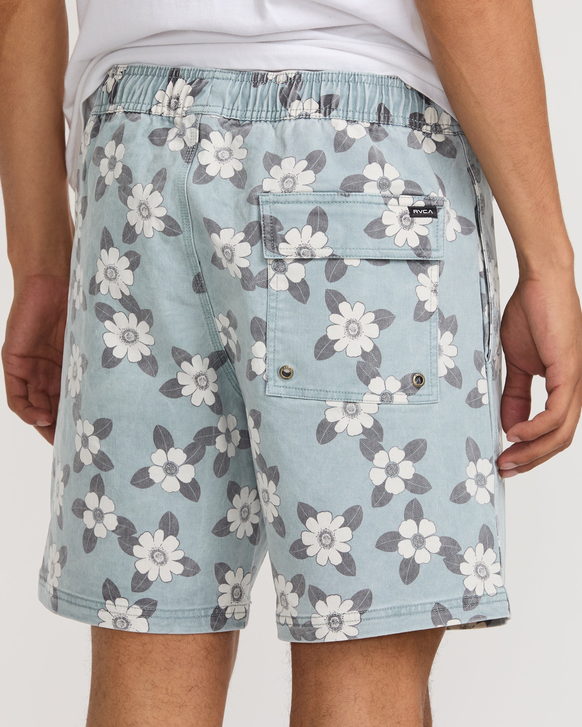 Escape Elastic Print Short 17" 5 Escape Elastic Print Short 17"