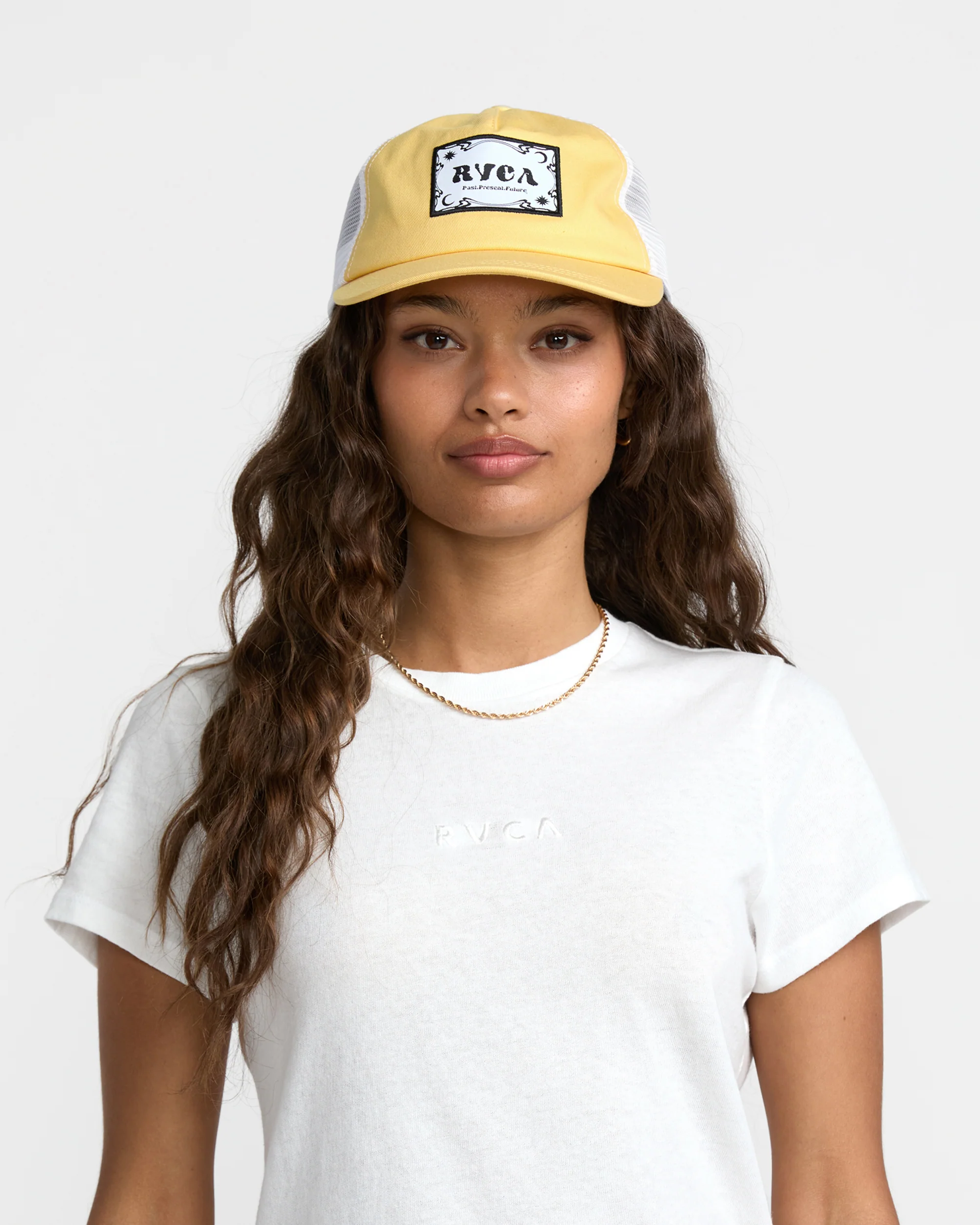 Aura Trucker