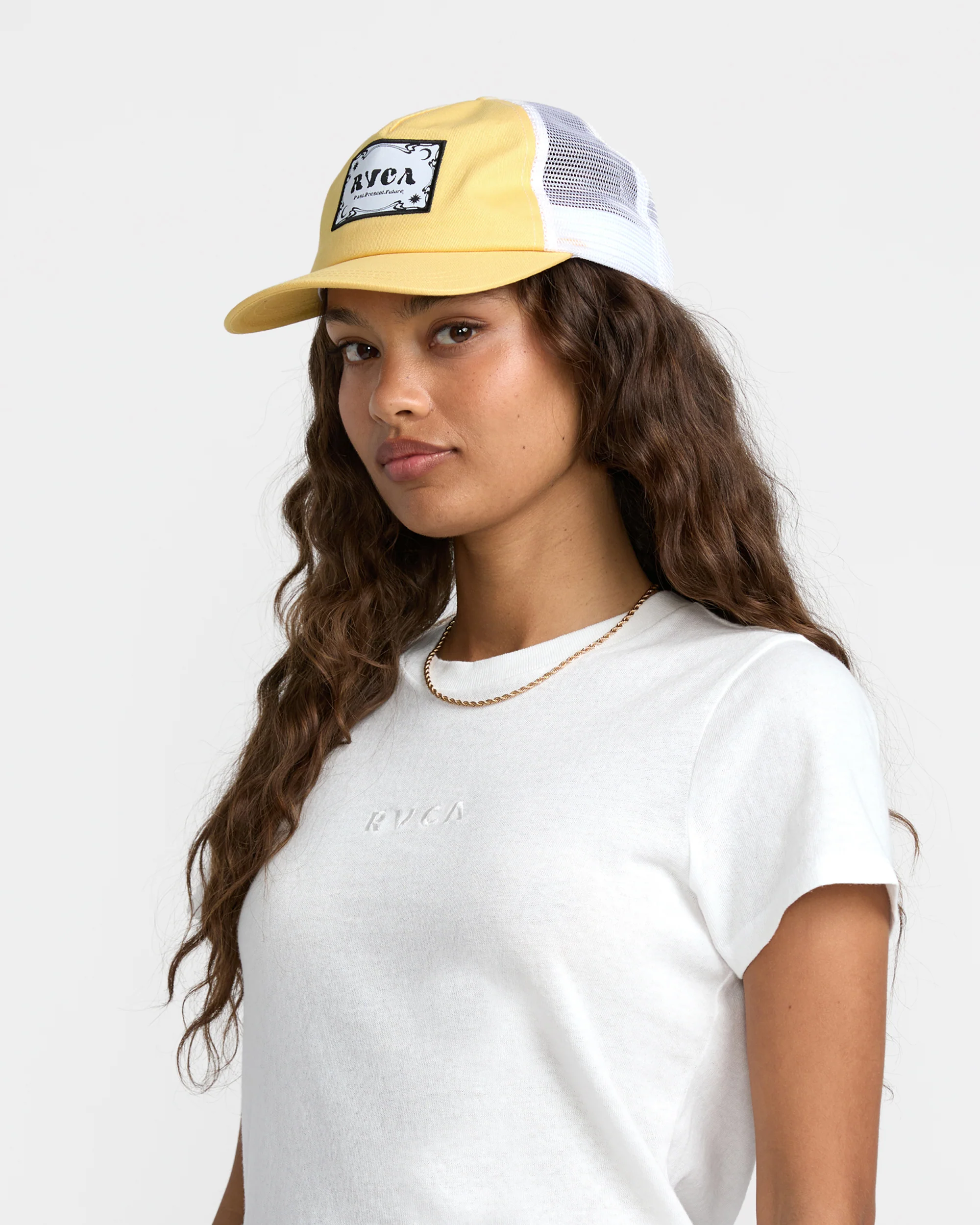Aura Trucker